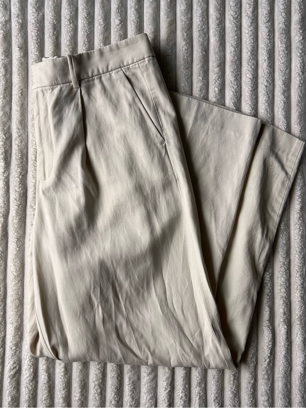 Madewell Cream Chinos - Clean Straight Leg